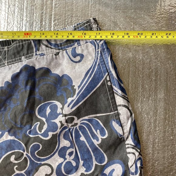 TOMMY BAHAMA Swim Trunks Adult Large Surf Waves Blue Mens Bath Suit Board Shorts - Picture 15 of 16